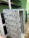 Процесс производства окон на заводе